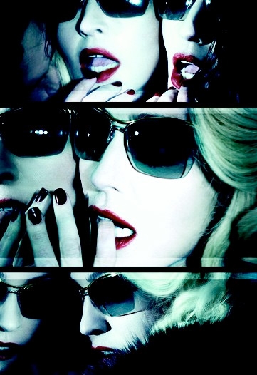 Мадонна, D&G и очки