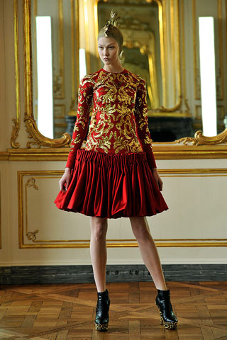 Последняя коллекция великого модельера Alexander McQueen